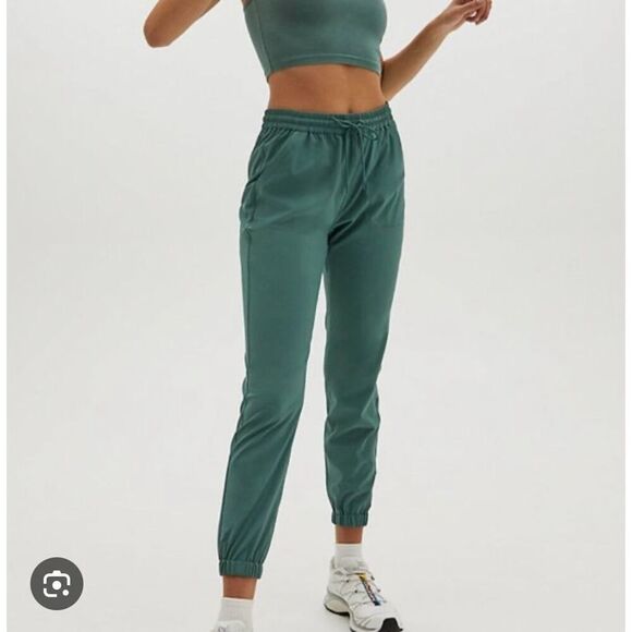 Aritzia TNA Speed Jogger Athletic Drawstring Tapered Leg Pull on Teal Blue Sz M - Picture 1 of 10